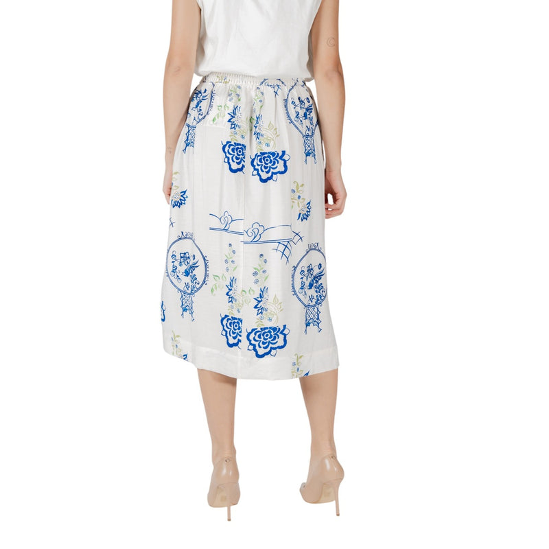 Ichi Skirt Women — editorial 2